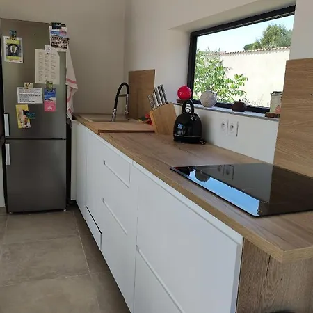 La Maison Des Romarins D'hotes Cosy Climatisees Piscine Cuisine 3*